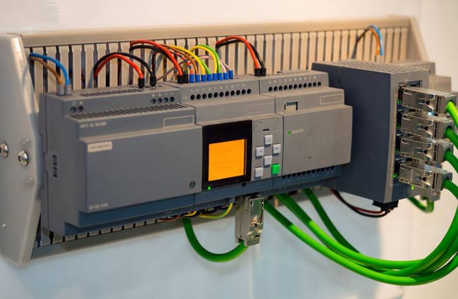 Microcontroller & PLC (66868)